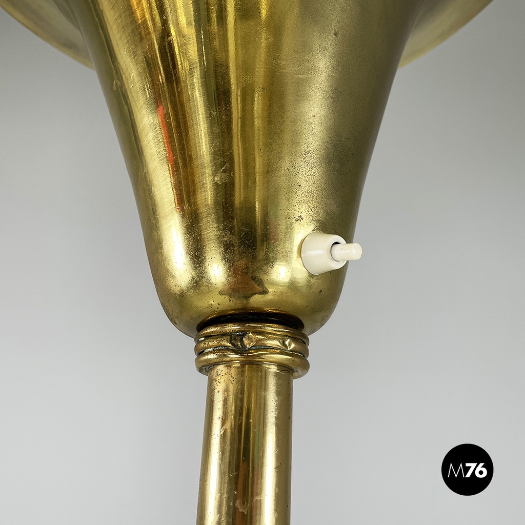 Lampada da terra in ottone, 1940 ca.