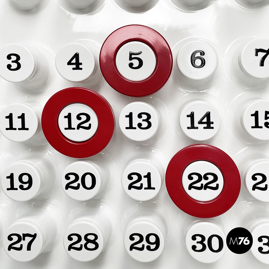 Italian modern red rings for the perpetual wall calendar by Ring A Date, 2020s