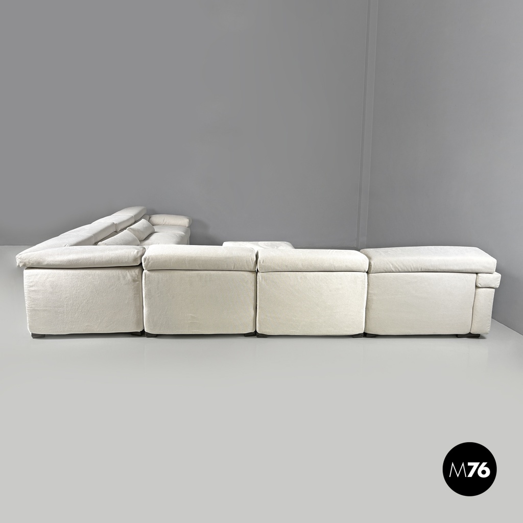 Italian modern modular white sofa Erasmo by Afra and Tobia Scarpa for B&B, 1970s