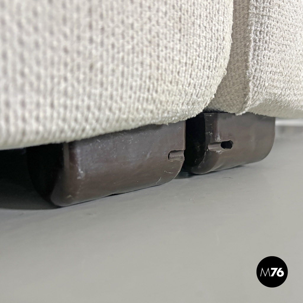 Italian modern modular white sofa Erasmo by Afra and Tobia Scarpa for B&B, 1970s