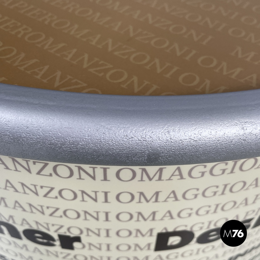 Italian coffee table Merda di Designer by Niccolò Spirito, 2024