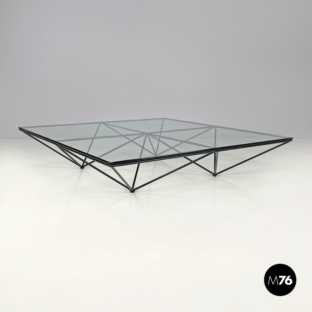 Italian modern black coffee table Alanda by Paolo Piva for B&B Italia, 1980s