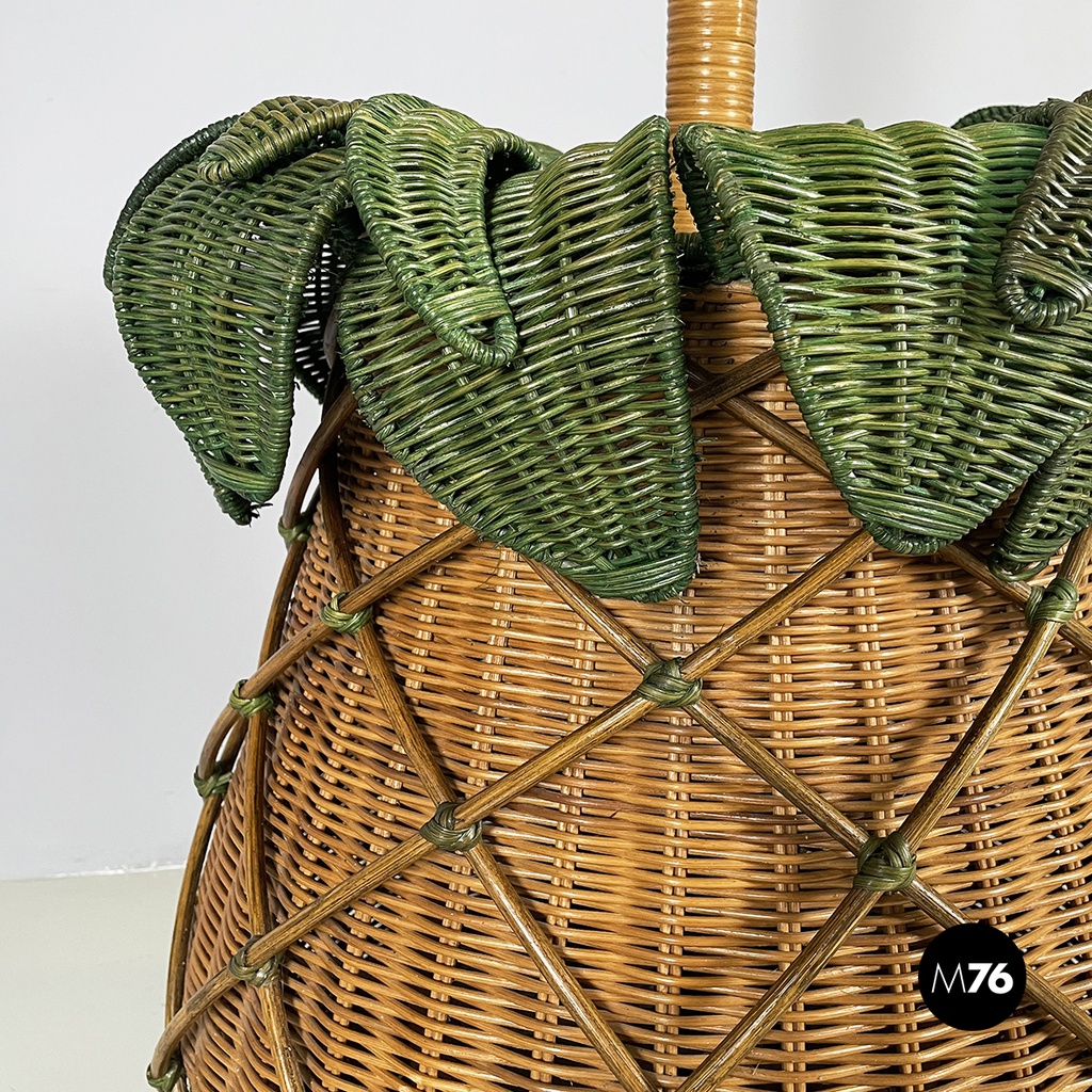 Italian modern Pineapple shape floor lamp in wicker, 1970s