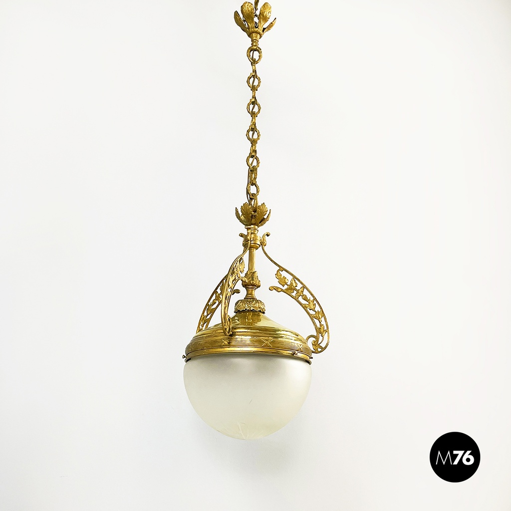Italian liberty Chandelier in molded satin glass and brass, early 1900s