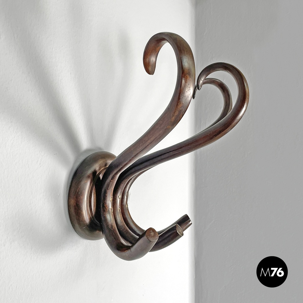 Italian mid-century modern curled wooden wall coat hangers by Italcomma, 1960s