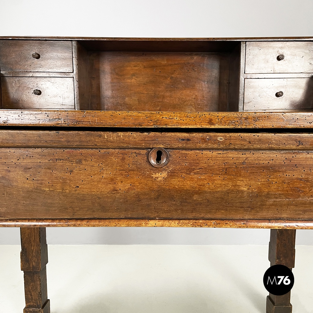 Italian antique desk with drawers in walnut wood, mid 1800s