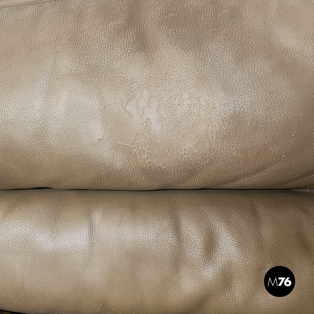 Italian modern brown leather sofa Bogo Carlo Bartoli Rossi for Albizzate, 1970s