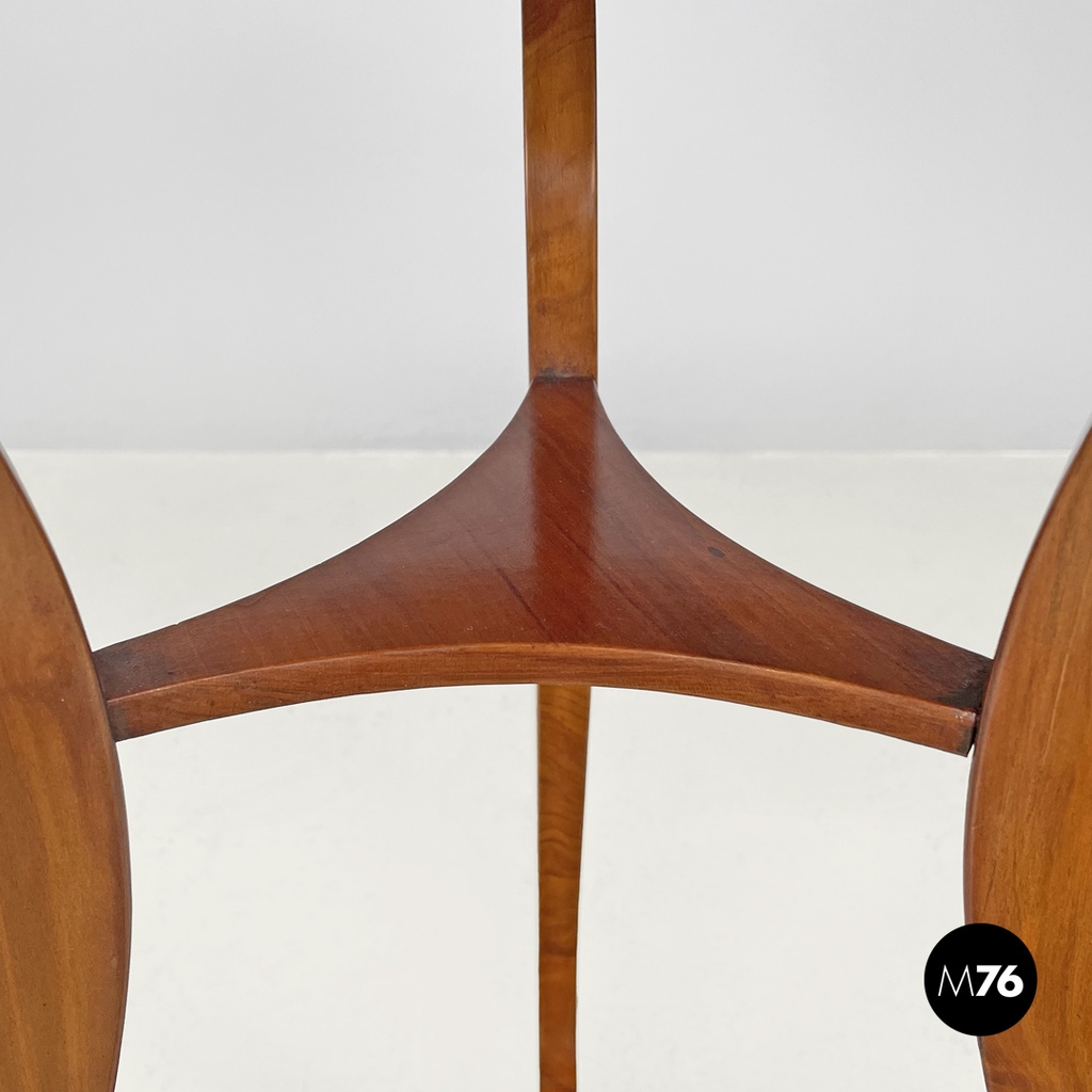 Italian Biedermeier style wooden round pedestals or columns, early 1800s