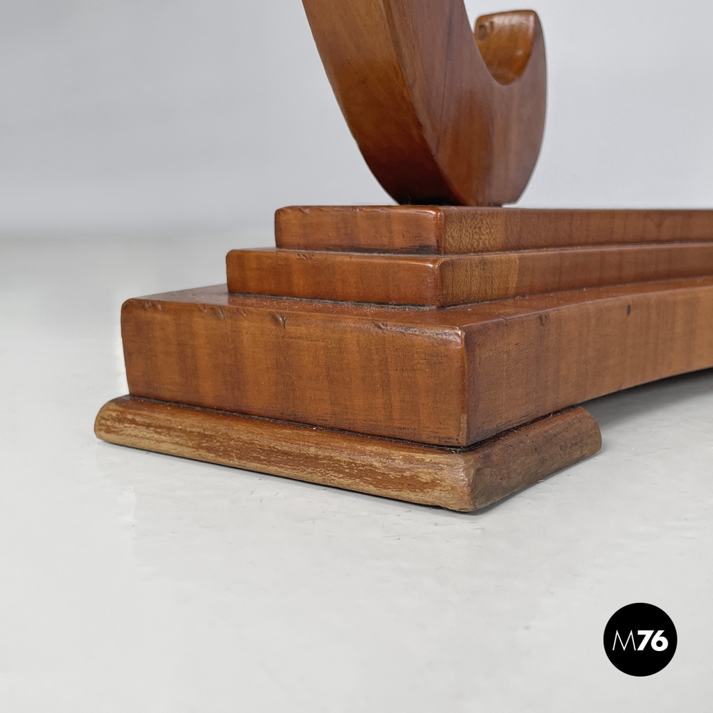 Italian Biedermeier style wooden round pedestals or columns, early 1800s