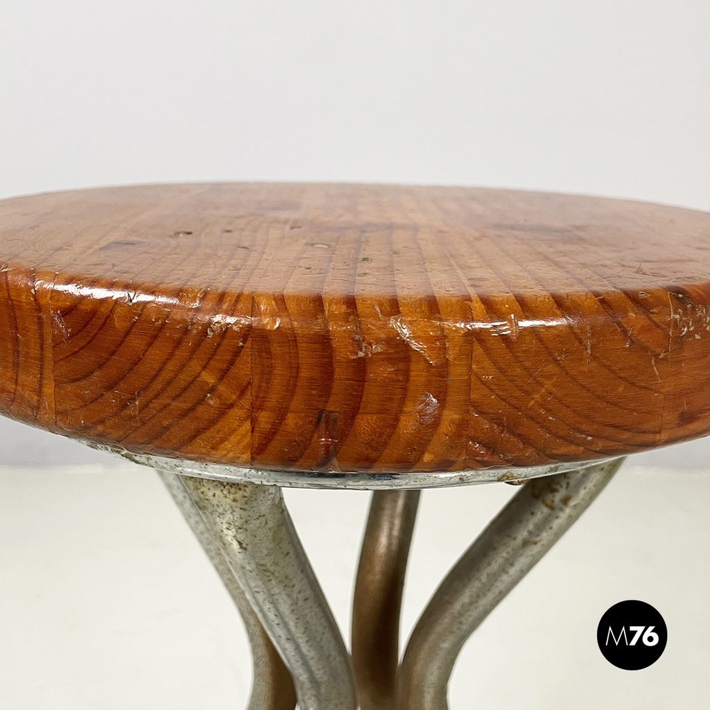 Italian mid-century modern round table stool in metal and wood, 1960s