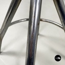 Italian mid-century modern round table stool in metal and wood, 1960s