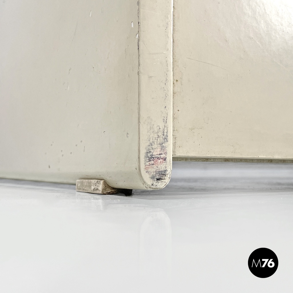 Italian post-modern white wood chest of drawers with black plastic handles 1980s