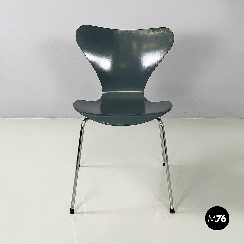 Denmark modern Chair 3107 by Arne Jacobsen for Fritz Hansen, 1980