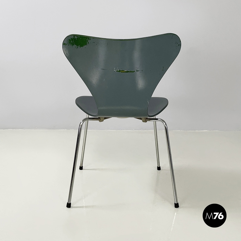 Denmark modern Chair 3107 by Arne Jacobsen for Fritz Hansen, 1980