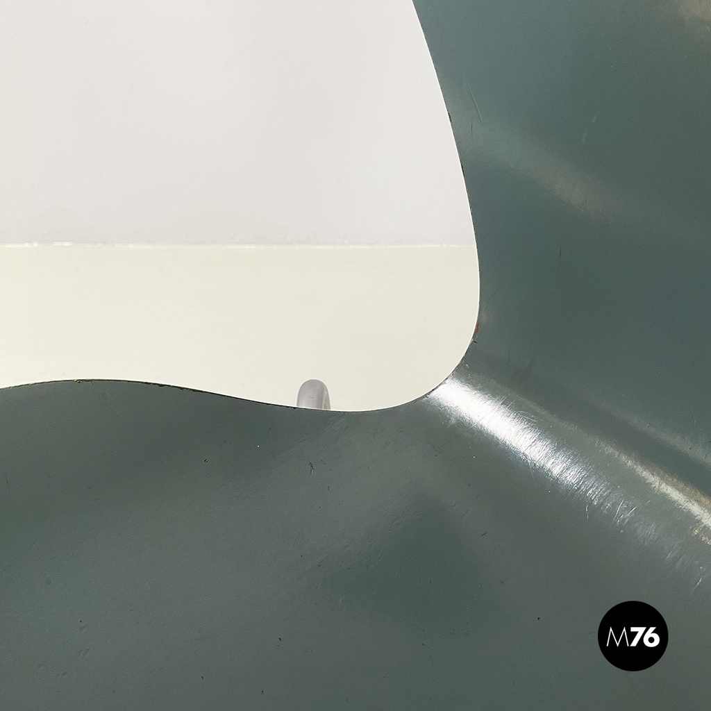 Denmark modern Chair 3107 by Arne Jacobsen for Fritz Hansen, 1980