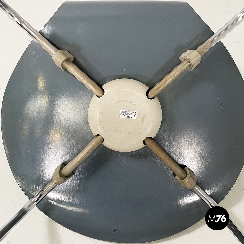 Denmark modern Chair 3107 by Arne Jacobsen for Fritz Hansen, 1980