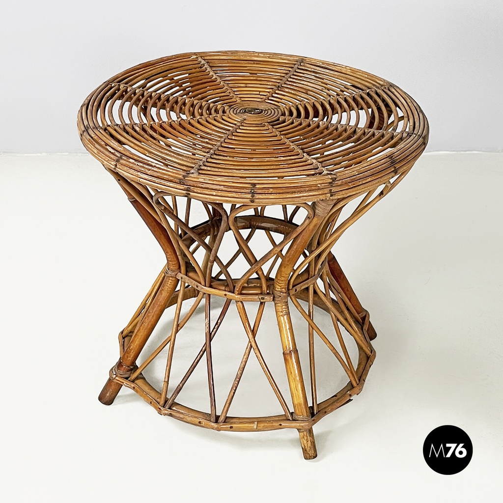 Italian mid-century modern Round coffee table in rattan, 1960s