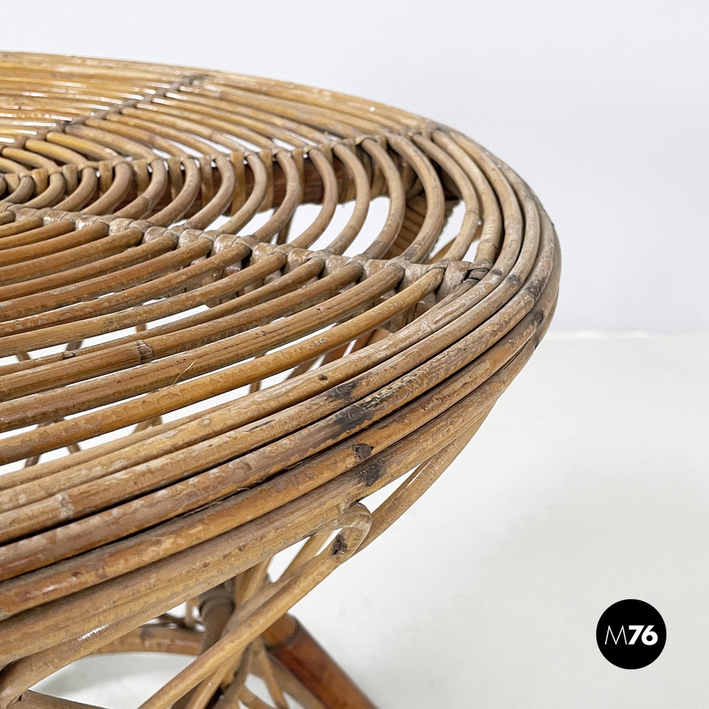 Italian mid-century modern Round coffee table in rattan, 1960s