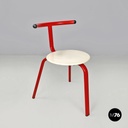 Italian post-modern three legged red and white metal chair with round seat 1980s
