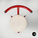 Italian post-modern three legged red and white metal chair with round seat 1980s