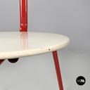 Italian post-modern three legged red and white metal chair with round seat 1980s