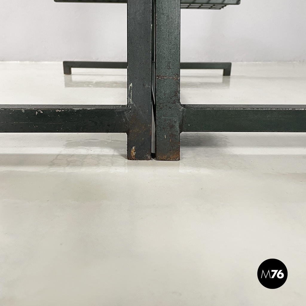 Italian modern Wall o self-supporting bookcases in dark green metal, 1980s