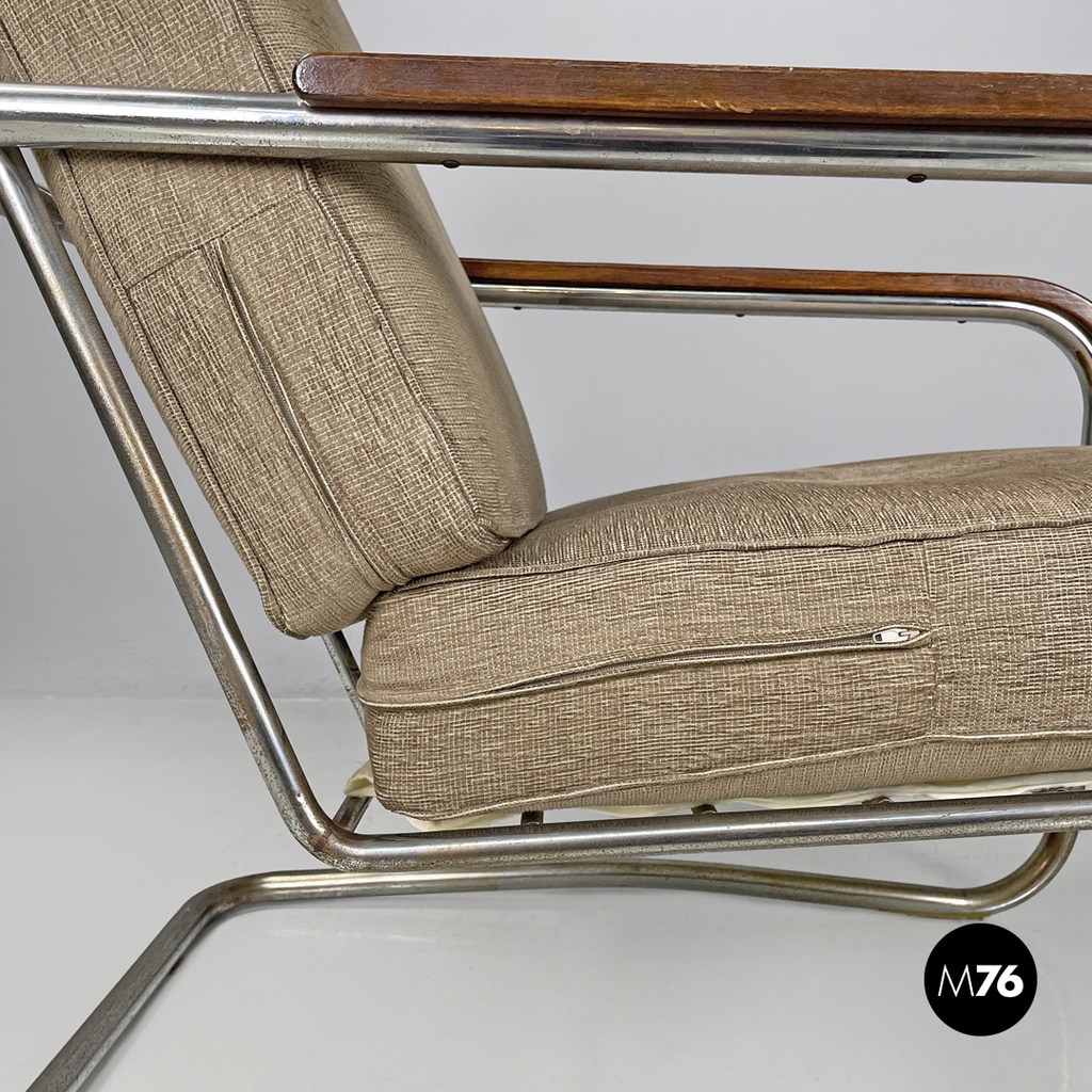 Italian Bauhaus armchair chromed metal structure and light brown fabric, 1940s