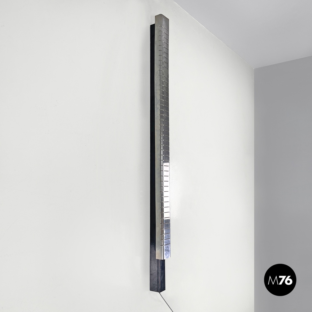 Italian modern tall wall lamp in chromed metal by Lamperti, 1970s