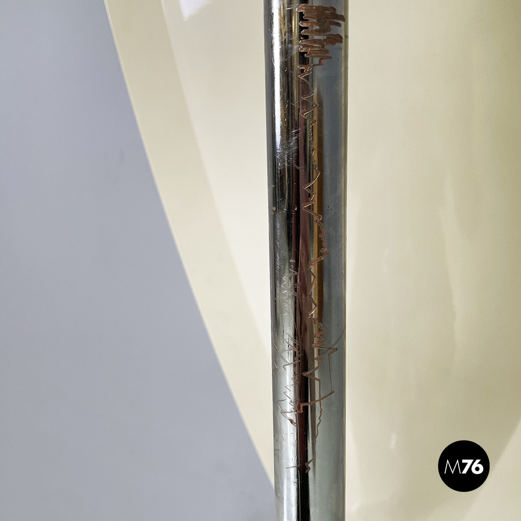 japan space age Adjustable floor mirror by Yasu Sasamoto for Li Qian, 1970s