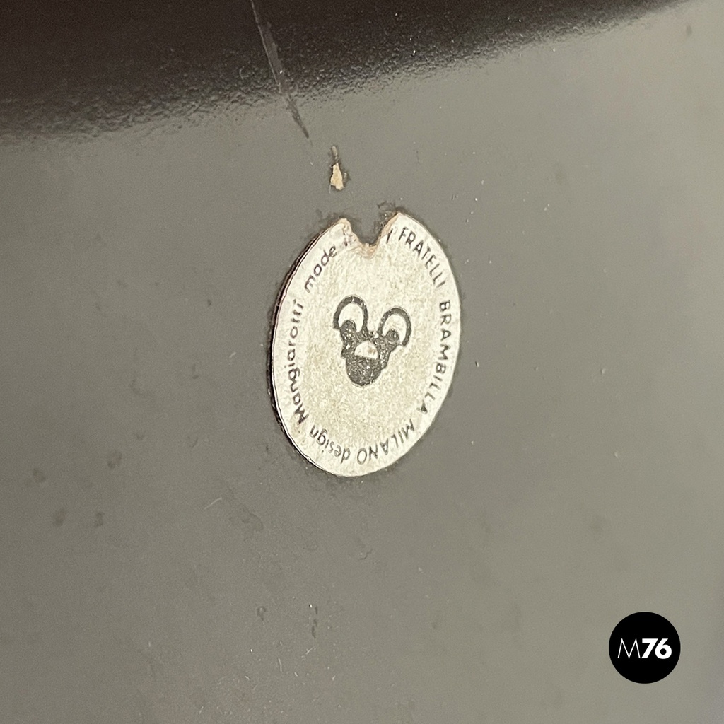 Italian mid-century modern flowerpot by Mangiarotti for Fratelli Brambilla 1970s