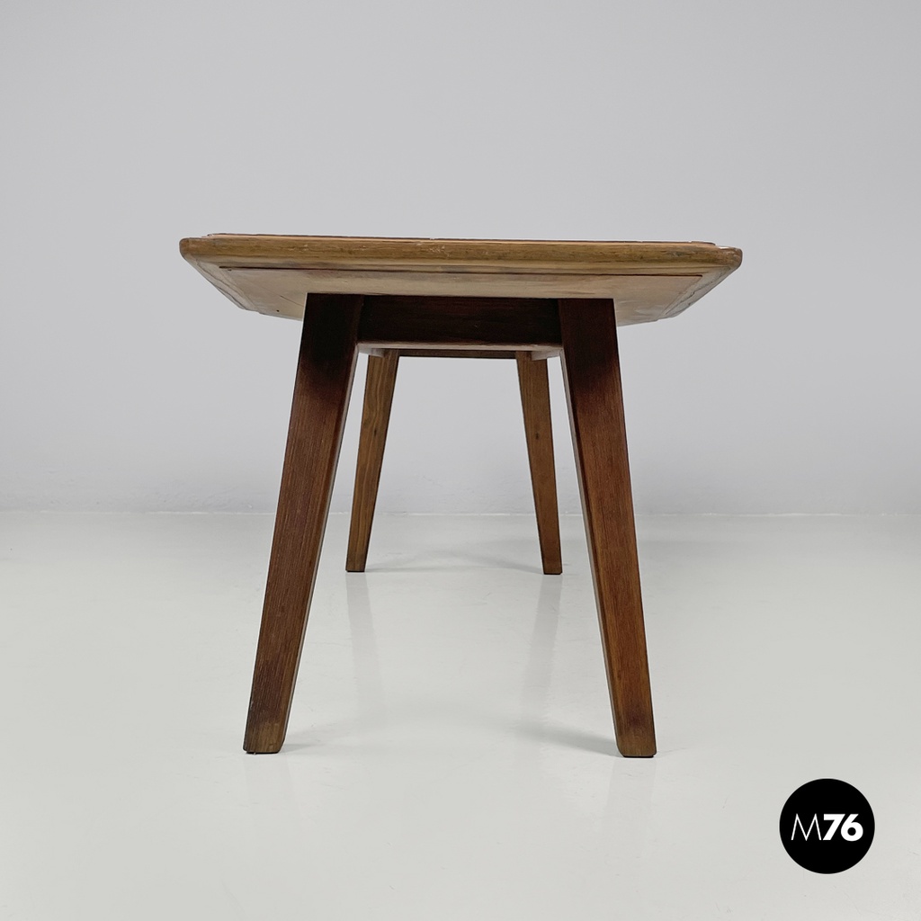 Italian mid-century modern long wooden coffee table with pointed sides, 1960s