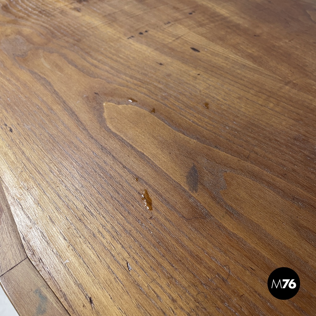 Italian mid-century modern long wooden coffee table with pointed sides, 1960s