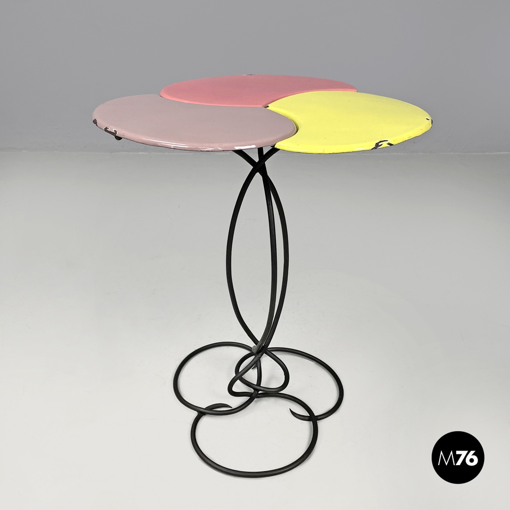 Italian mid-century modern wrought iron coffee table yellow pink enamel, 1950s
