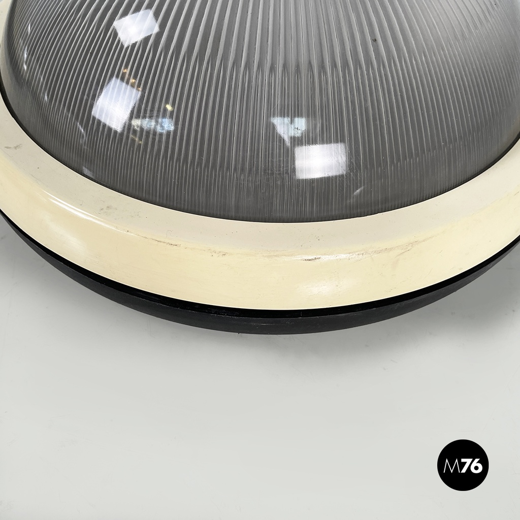 Italian space age Round wall lamps with  molded glass and plastic, 1970s