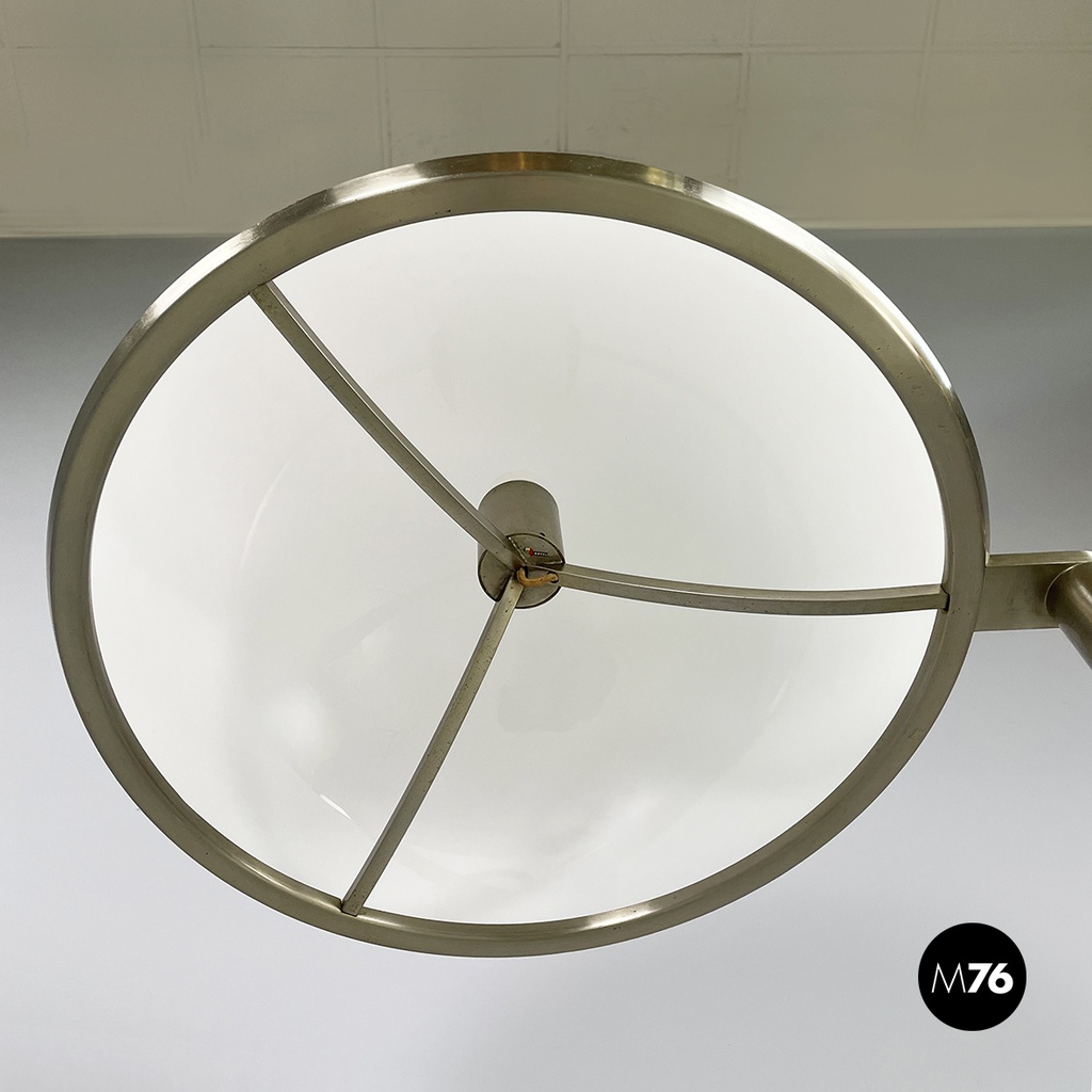 Italian space age Floor lamp in white plastic and metal by Arteluce, 1970s