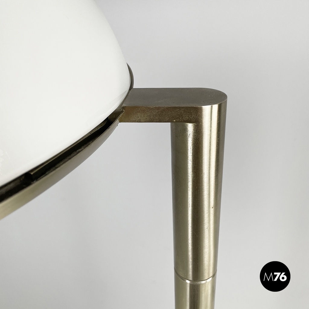 Italian space age Floor lamp in white plastic and metal by Arteluce, 1970s