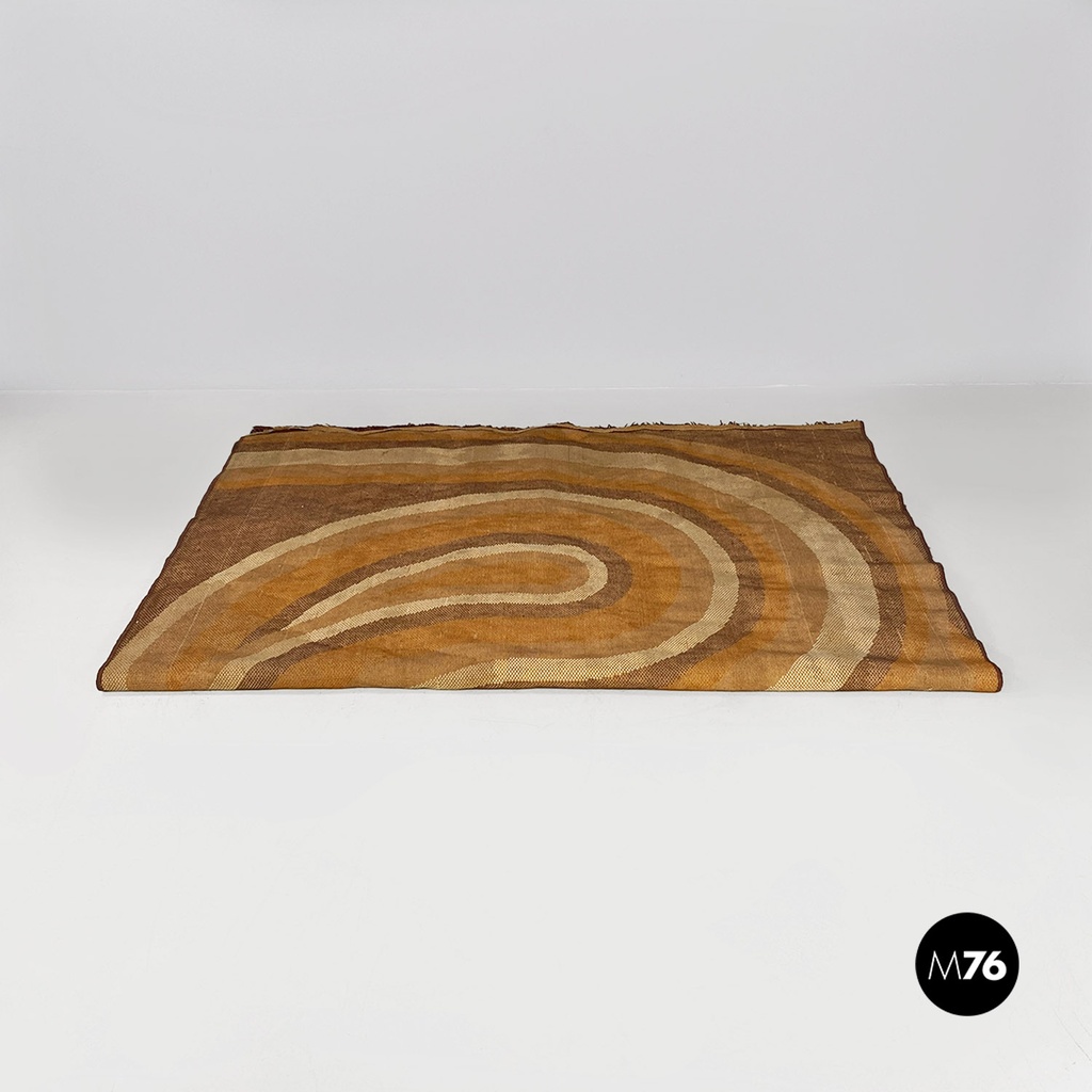 Space Age Italian short pile brown carpet, with orange and beige decoration 1970