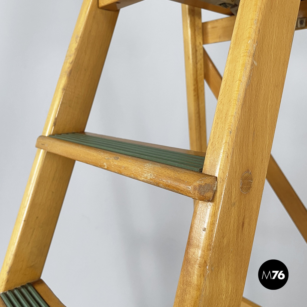 Italian mid-century modern wooden staircase by Fabbrica Scale Alberti, 1960s