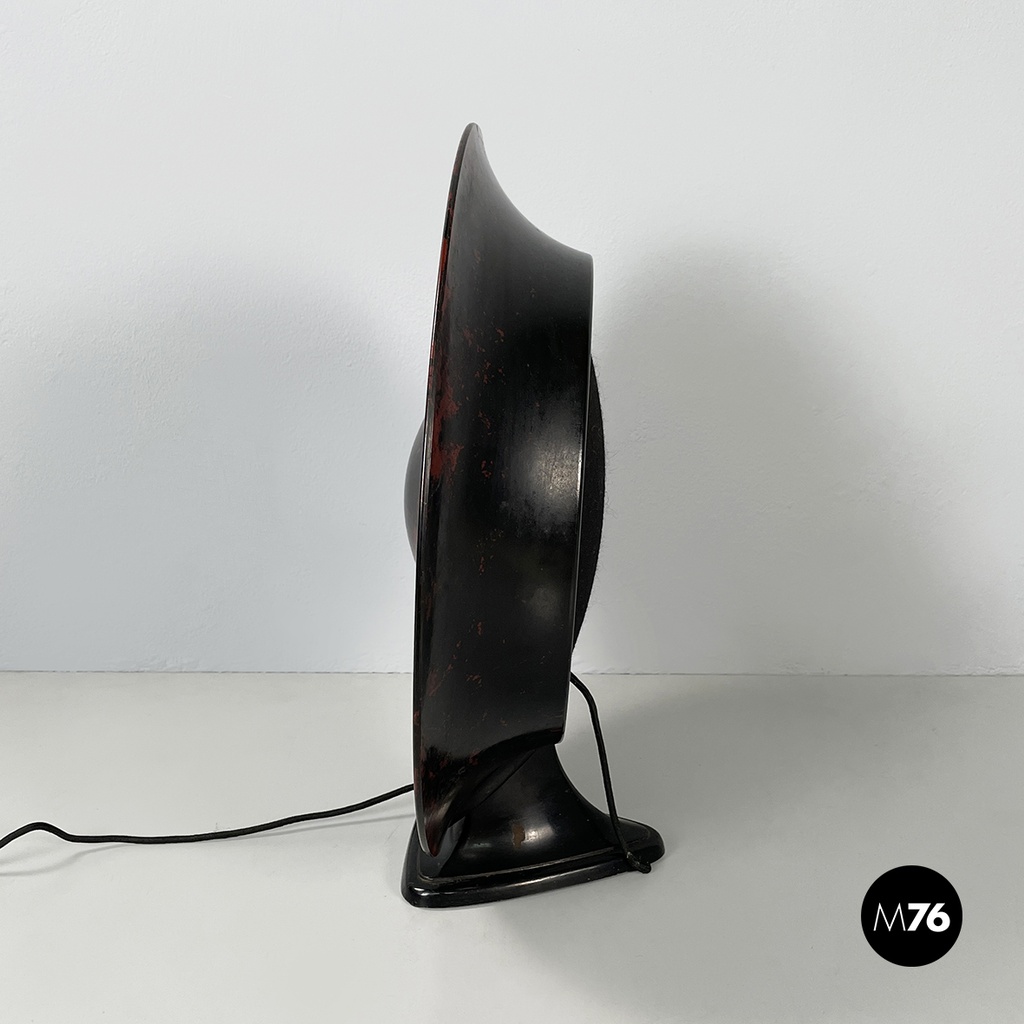 Netherlands Black and red bakelite speaker by Louis Kalff for Philips, 1930s