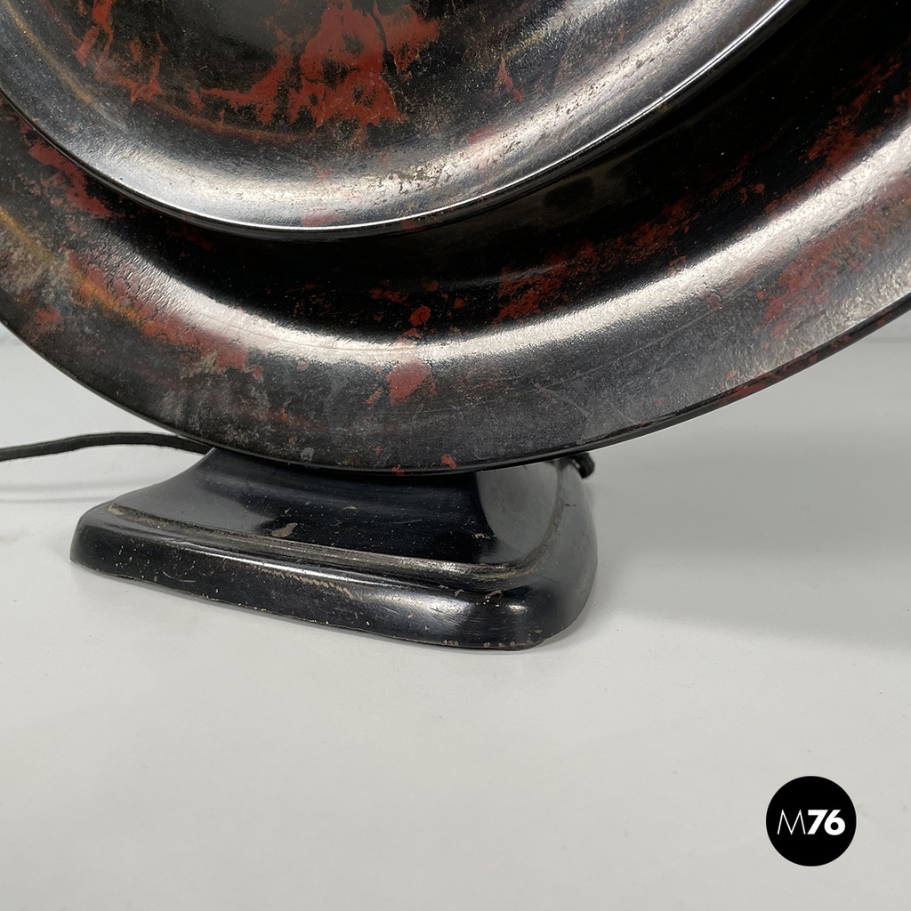 Netherlands Black and red bakelite speaker by Louis Kalff for Philips, 1930s