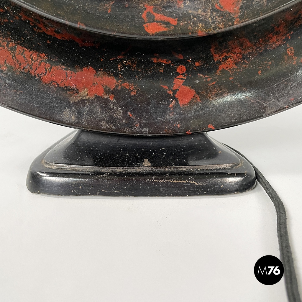 Netherlands Black and red bakelite speaker by Louis Kalff for Philips, 1930s