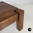 Italian modern wooden coffee table with geometric lines and squared legs, 1970s