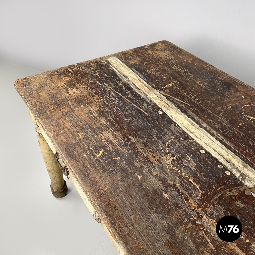 Italian antique white painted wooden dining table with two drawers, late 1800s