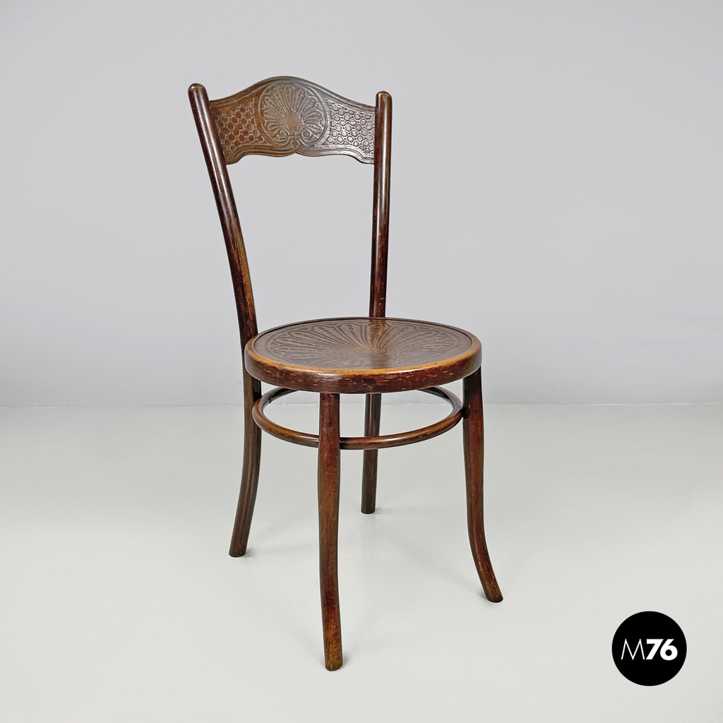 Austrian antique Mundus wooden chairs with elegant round decoration, early 1900s