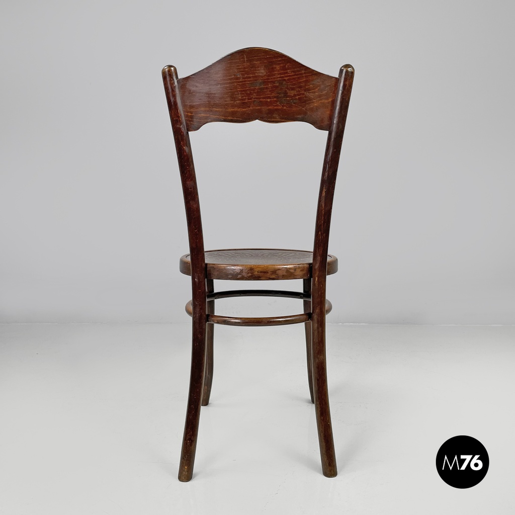 Austrian antique Mundus wooden chairs with elegant round decoration, early 1900s