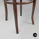 Austrian antique Mundus wooden chairs with elegant round decoration, early 1900s