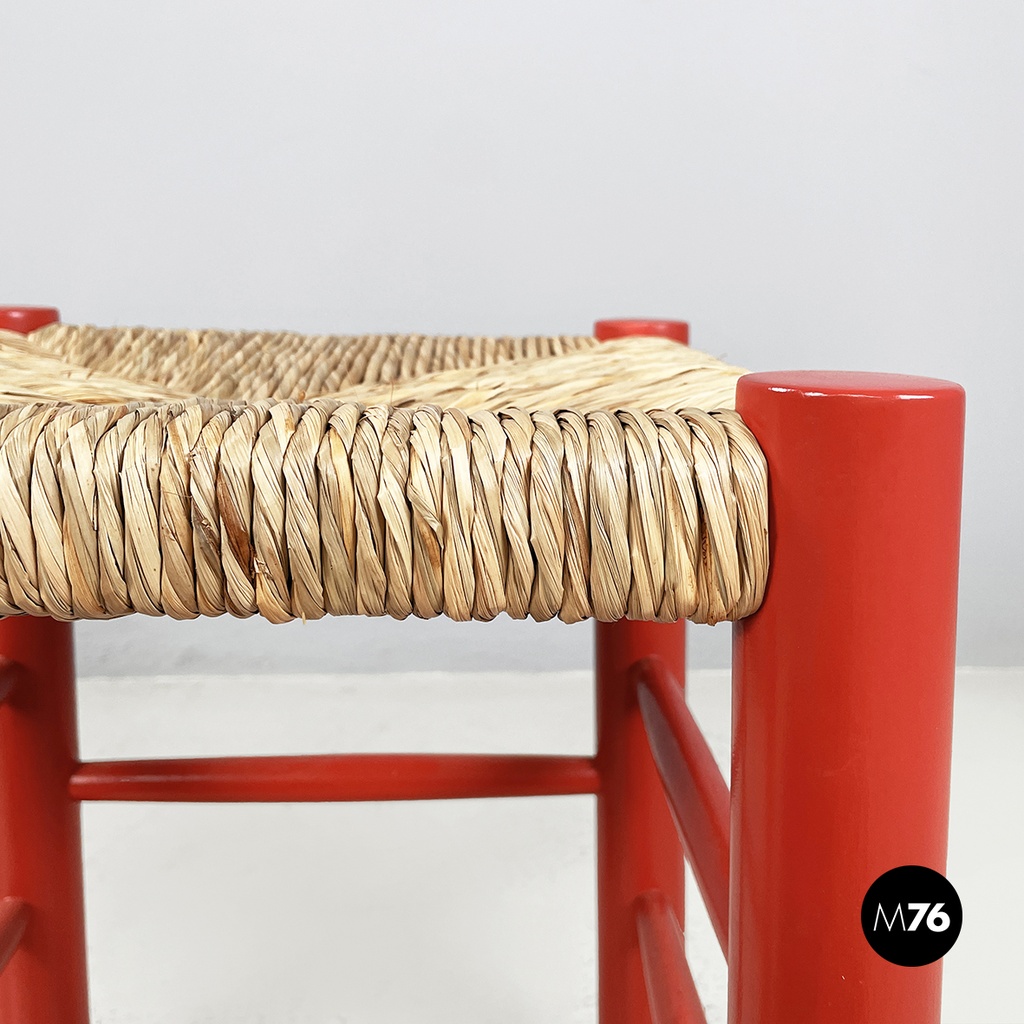 Italian mid-century modern stool in red wood and straw, 1970s