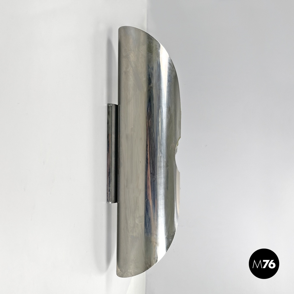 Italian modern chromed metal and white cylindrical wall lamps, 1970s