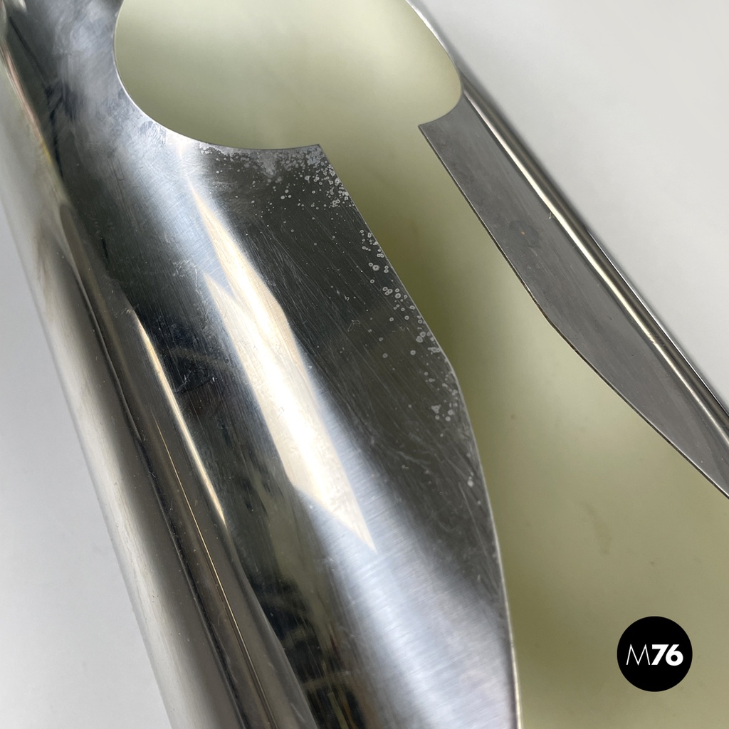 Italian modern chromed metal and white cylindrical wall lamps, 1970s