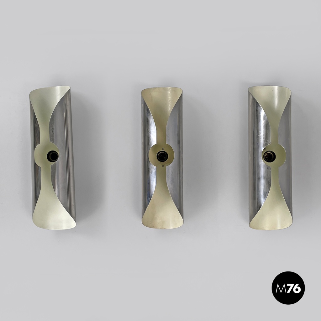 Italian modern chromed metal and white cylindrical wall lamps, 1970s